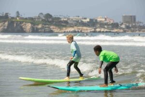 kids surfing